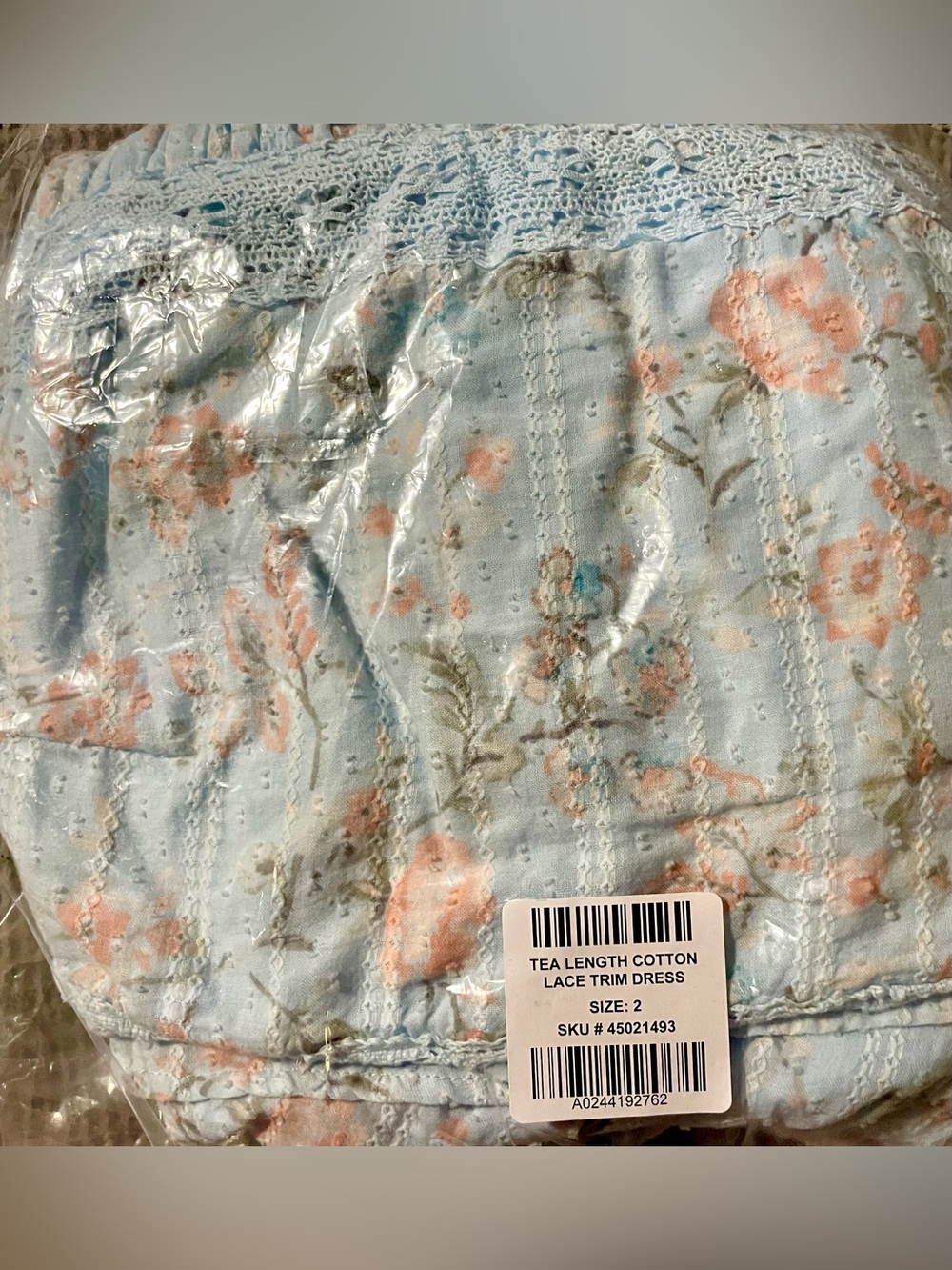 Torrid Light Blue, Square Neck Tea Length Dress
SIZE 2X *NWT* - Picture 13 of 14